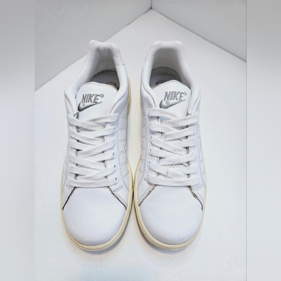 Nike Court Royale White Women's 315161-111 Sneakers/Shoes Size 8.5 - Picture 2 of 11